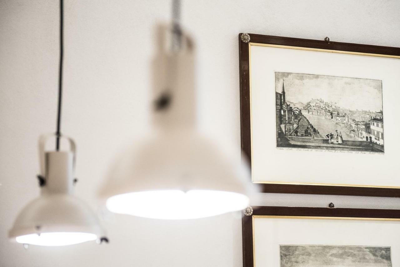 Lägenhet Studio på 76 m² i Citta Antica med 1 badrum  Verona Exteriör bild