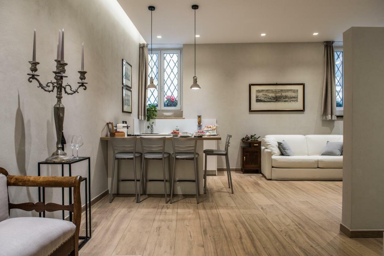 Lägenhet Studio på 76 m² i Citta Antica med 1 badrum  Verona Exteriör bild