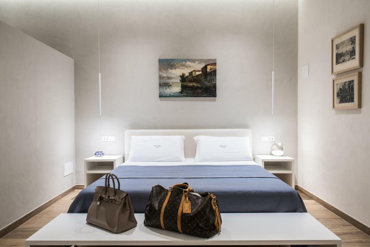 Lägenhet Studio på 76 m² i Citta Antica med 1 badrum  Verona Exteriör bild
